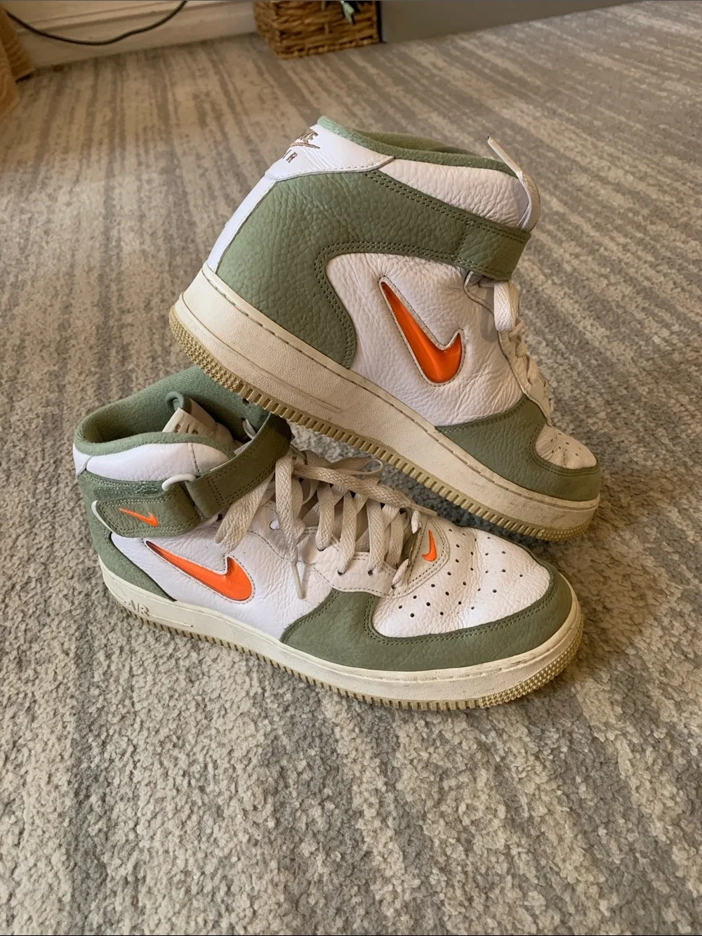 Nike Mid-Top Sneakers in Olive Green, White and Orange
